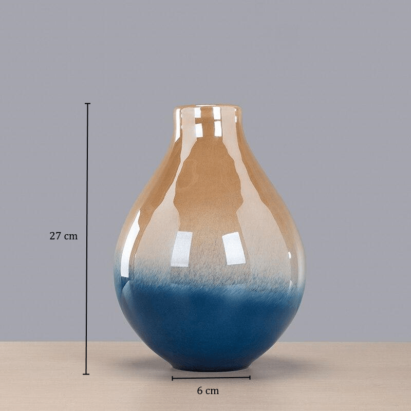 Meganus luxury Vase