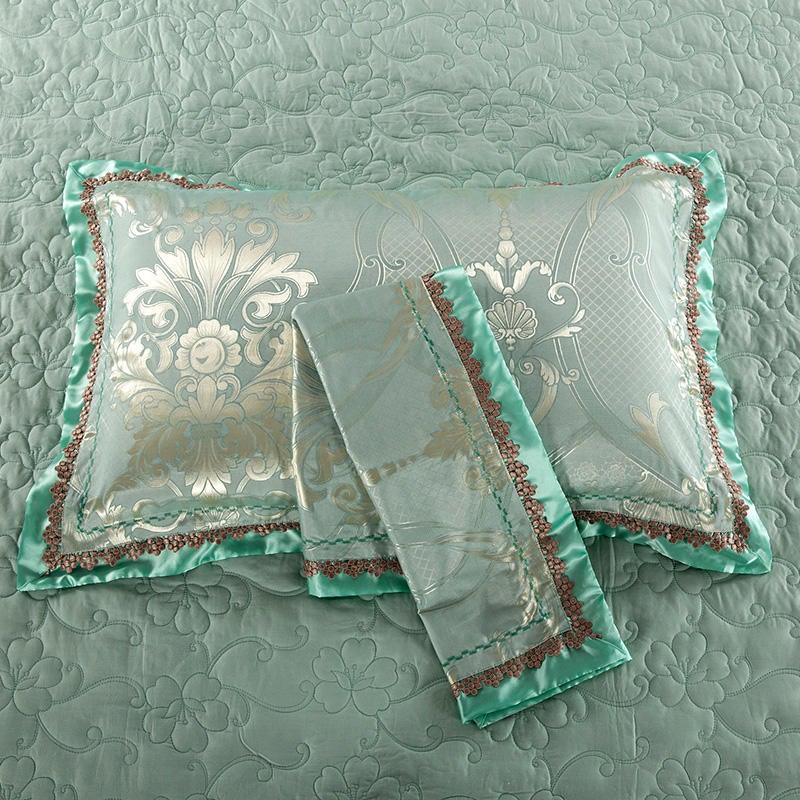 Laura Bedding set