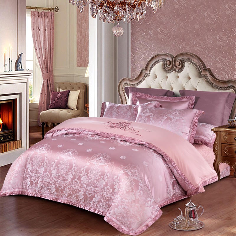 Lynda Bedding set