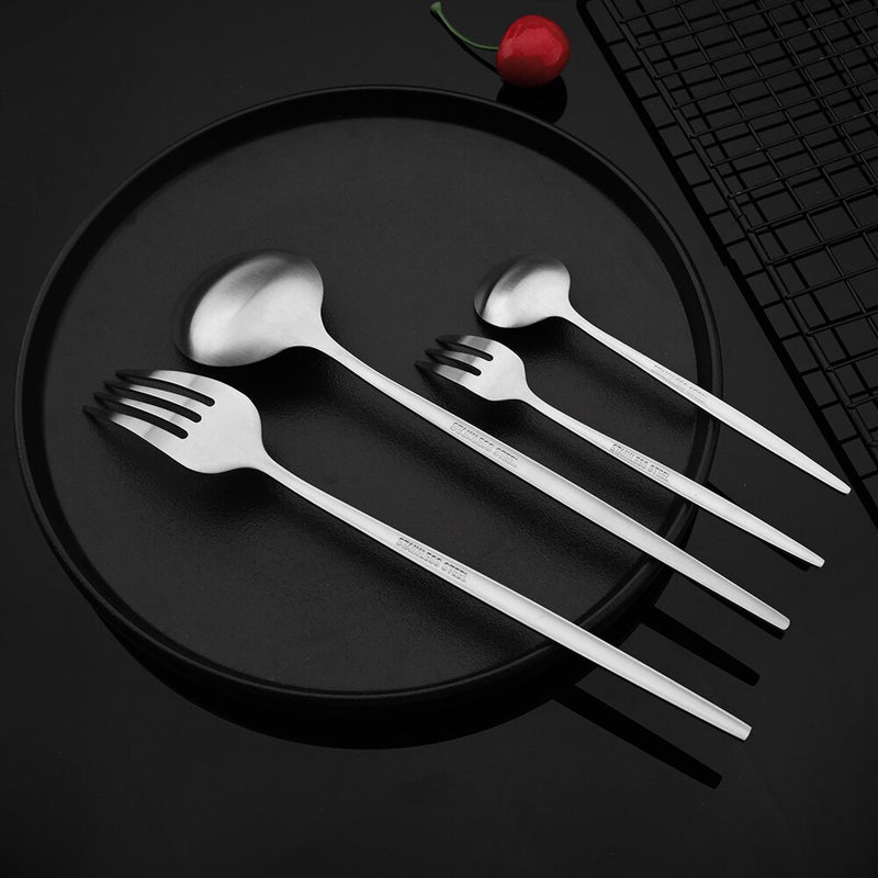 Santini Flatware Set