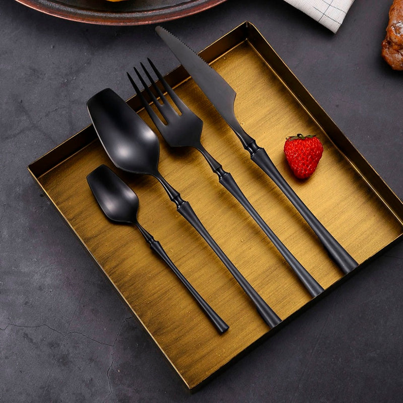 Oger Flatware Set