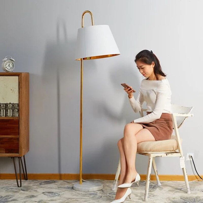 Comet Floor Lamp