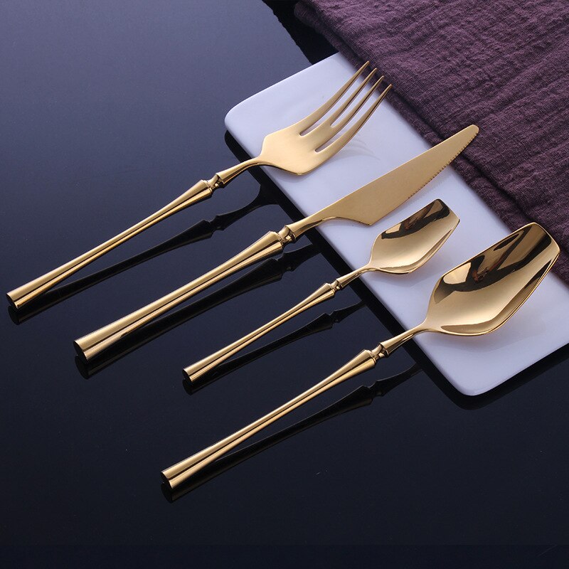 Oger Flatware Set