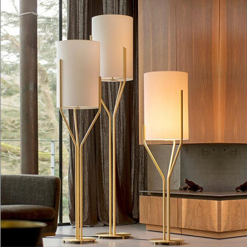 CARTWHEEL FLOOR LAMP