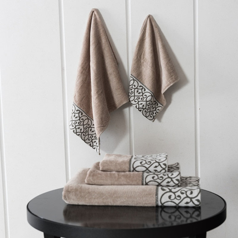 Glamour Towel Set