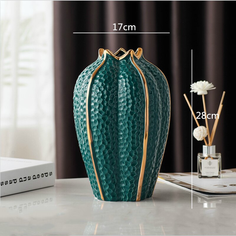 Remus Luxury Vase