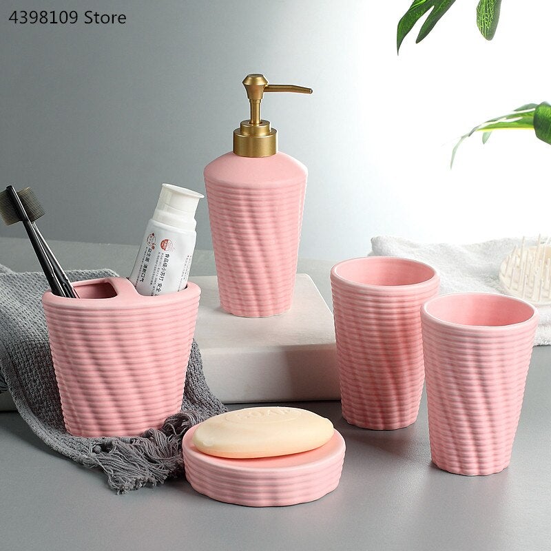 Menella Bathroom Set