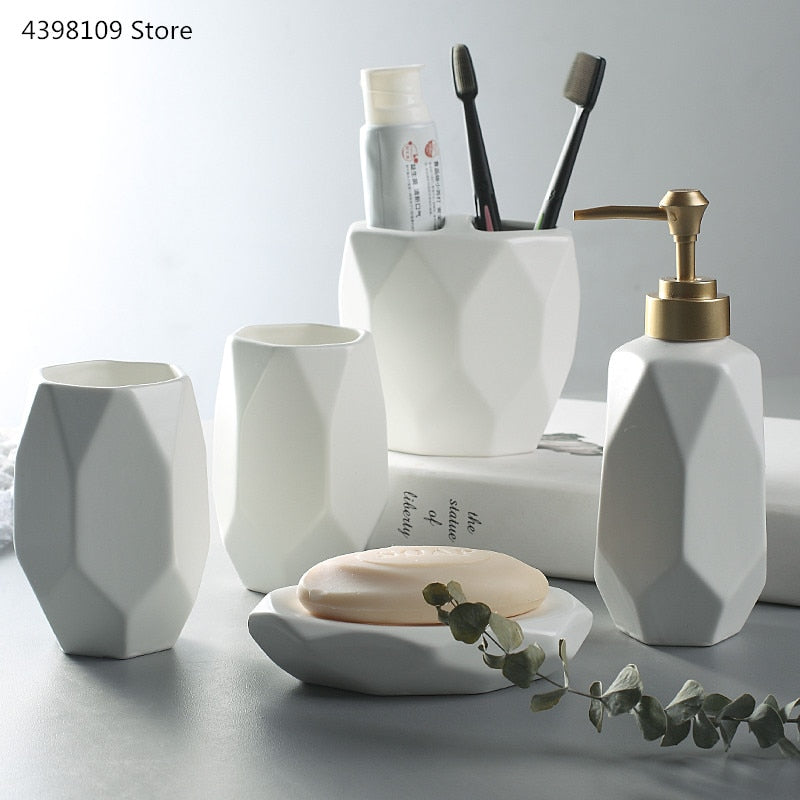 Menella Bathroom Set