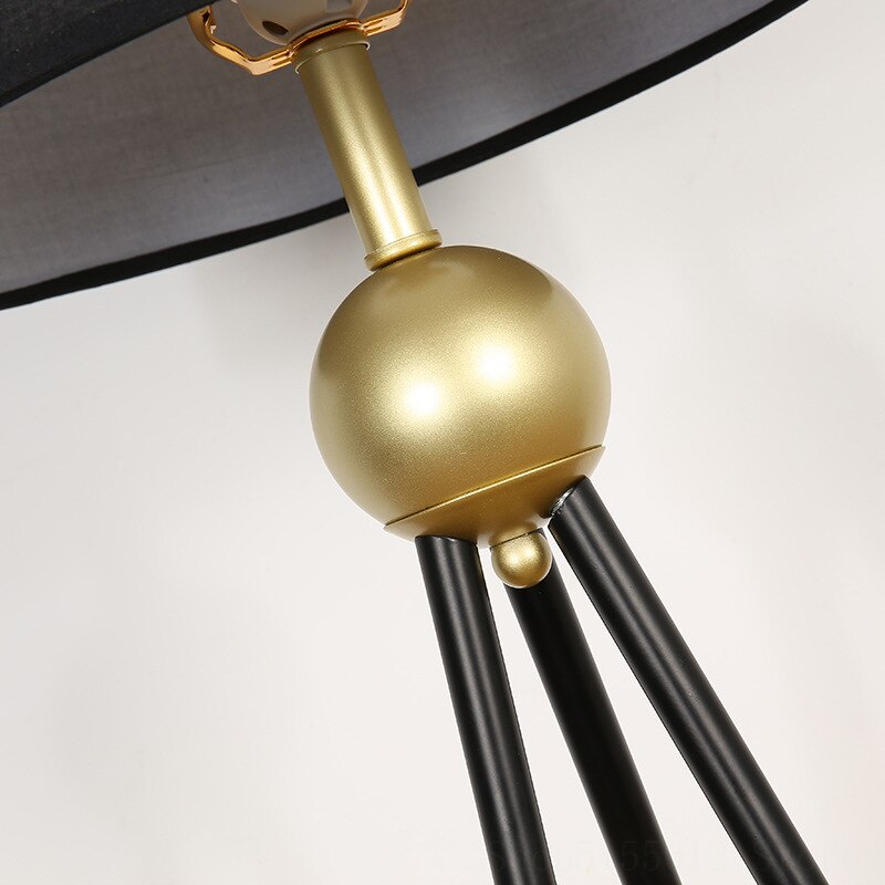 Tadpole Floor Lamp